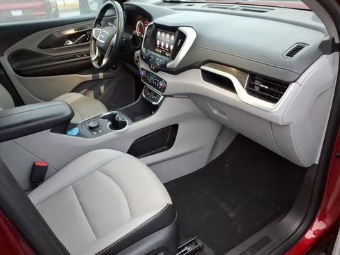 Used 2023 GMC Terrain SLT image 24