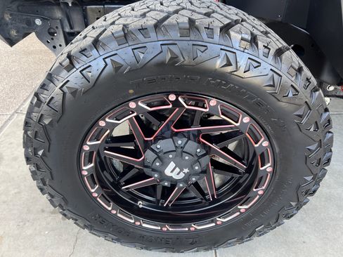 Used 2020 Jeep Wrangler Unlimited Sport AWD/4WD image 12