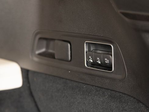 Used 2022 Mercedes-Benz GLS 450 GLS 450 image 31