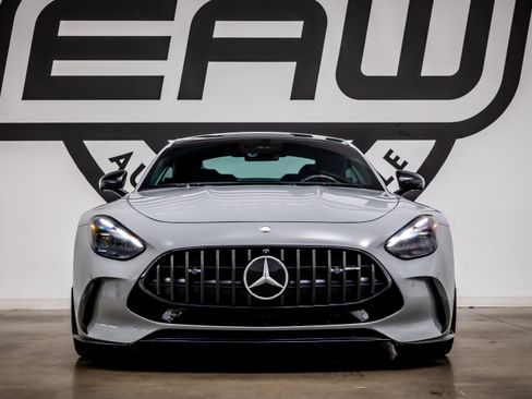 Used 2025 Mercedes-Benz AMG GT 63 image 4