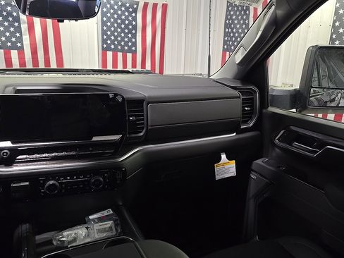 New 2026 Chevrolet Silverado 3500 LTZ w/ LTZ Plus Package AWD/4WD image 17