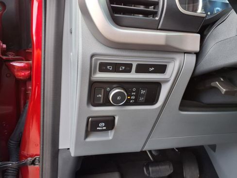 Used 2022 Ford F150 XLT w/ Equipment Group 302A High image 10