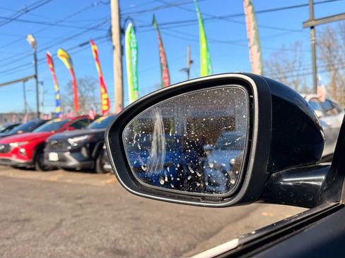 Used 2023 Nissan Altima 2.5 SR w/ SR Premium Package image 28