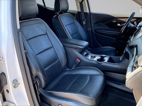 Used 2019 GMC Terrain Denali w/ Driver Alert Package II FWD image 7
