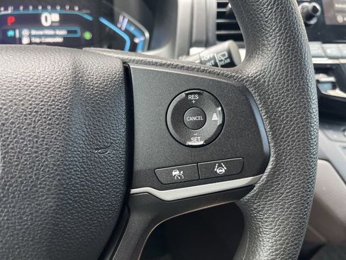 Used 2023 Honda Odyssey EX image 16