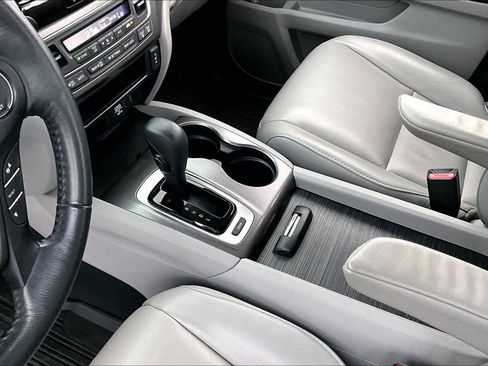 Used 2017 Honda Pilot EX-L image 18