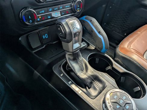 Used 2022 Ford Bronco Outer Banks image 12