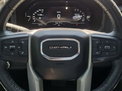 Used 2022 GMC Yukon Denali AWD/4WD image 11