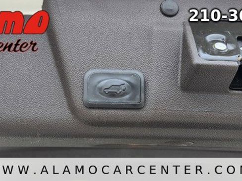 Used 2014 Buick Enclave Leather FWD image 29