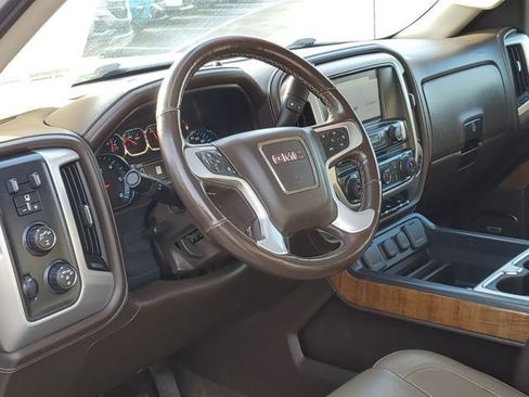 Used 2018 GMC Sierra 1500 SLT image 8