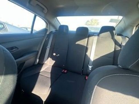 Used 2025 Nissan Sentra S image 16