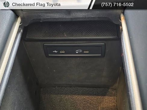 Used 2022 Mercedes-Benz GLC 300 GLC 300 image 39