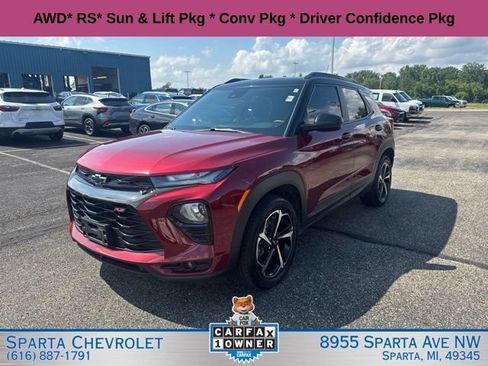 Used 2022 Chevrolet TrailBlazer RS w/ Sun and Liftgate Package AWD/4WD image 7