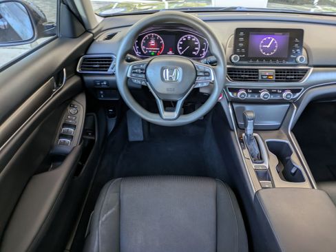 Used 2019 Honda Accord LX image 13