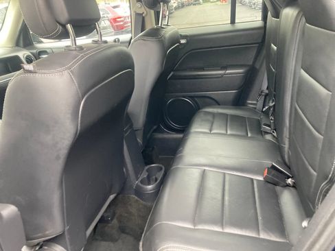 Used 2015 Jeep Patriot High Altitude AWD/4WD image 32