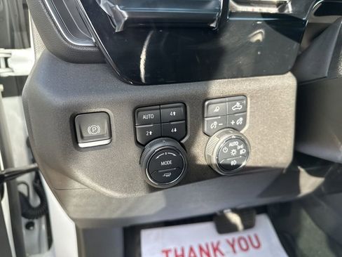 Used 2024 Chevrolet Silverado 1500 LTZ w/ Z71 Off-Road Package AWD/4WD image 11