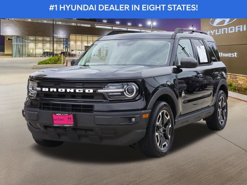 Used 2021 Ford Bronco Sport Outer Banks w/ Outer Banks Package (96D) AWD/4WD image 2
