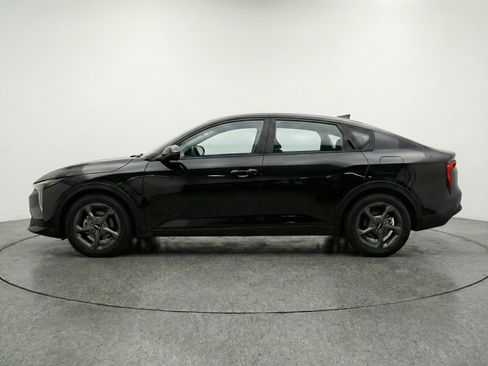 Used 2025 Kia K4 FWD image 5