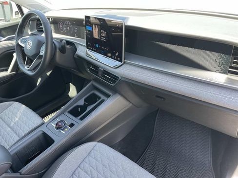 Used 2026 Volkswagen Tiguan S FWD image 29