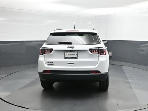 New 2026 Jeep Compass Latitude AWD/4WD image 8