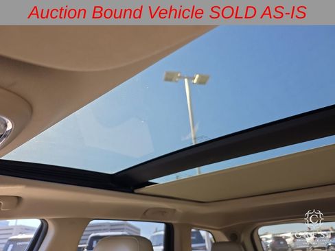 Used 2015 Jeep Grand Cherokee Limited w/ Luxury Group II image 21