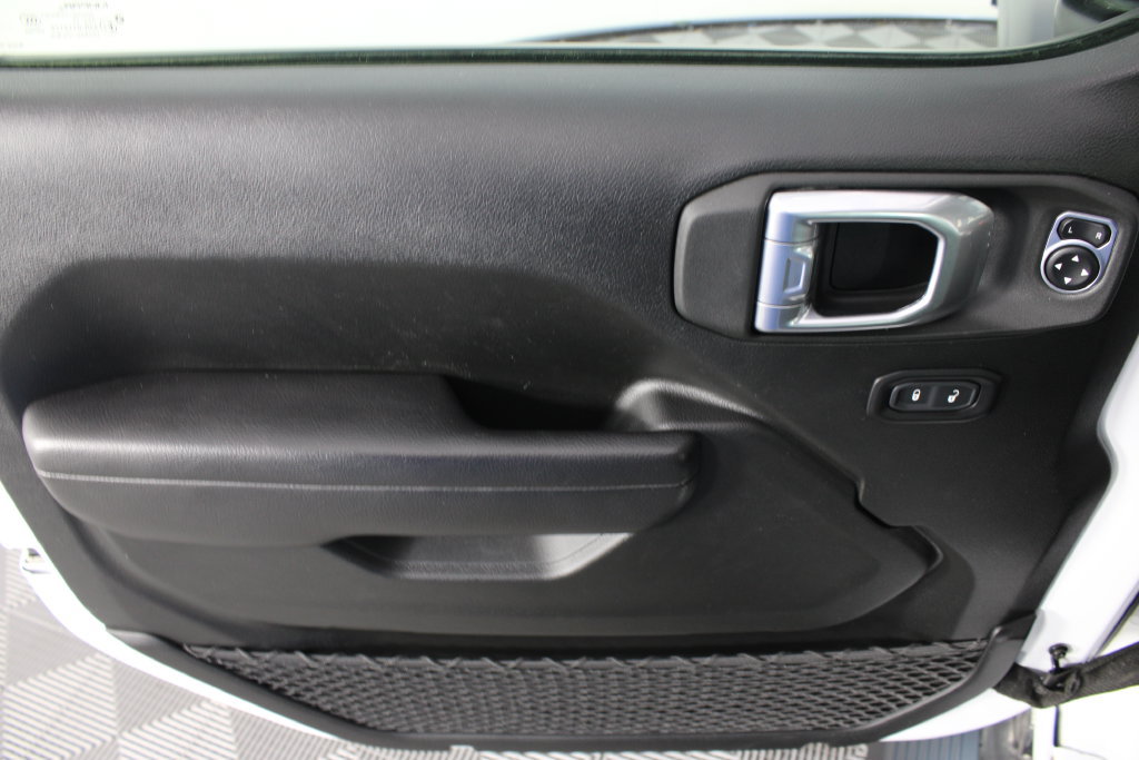 Used 2023 Jeep Wrangler Sport AWD/4WD image 12
