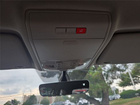 Certified 2023 Volkswagen Atlas SE w/ Black Wheel Package image 22