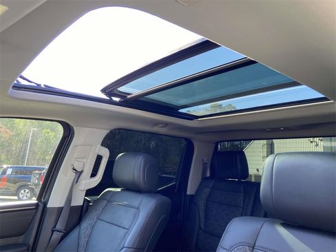 Used 2024 Toyota Tundra Limited image 20