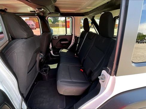 Used 2019 Jeep Wrangler Unlimited Sport S AWD/4WD image 7