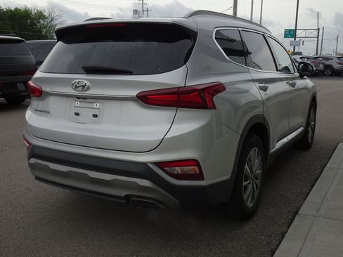 Used 2019 Hyundai Santa Fe Limited FWD image 5