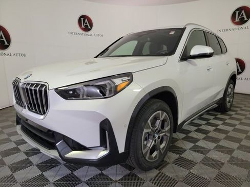 New 2025 BMW X1 xDrive28i w/ Premium Package image 5