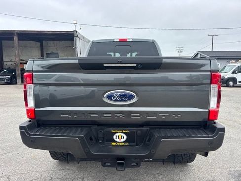 Used 2019 Ford F250 Lariat w/ Lariat Ultimate Package AWD/4WD image 5