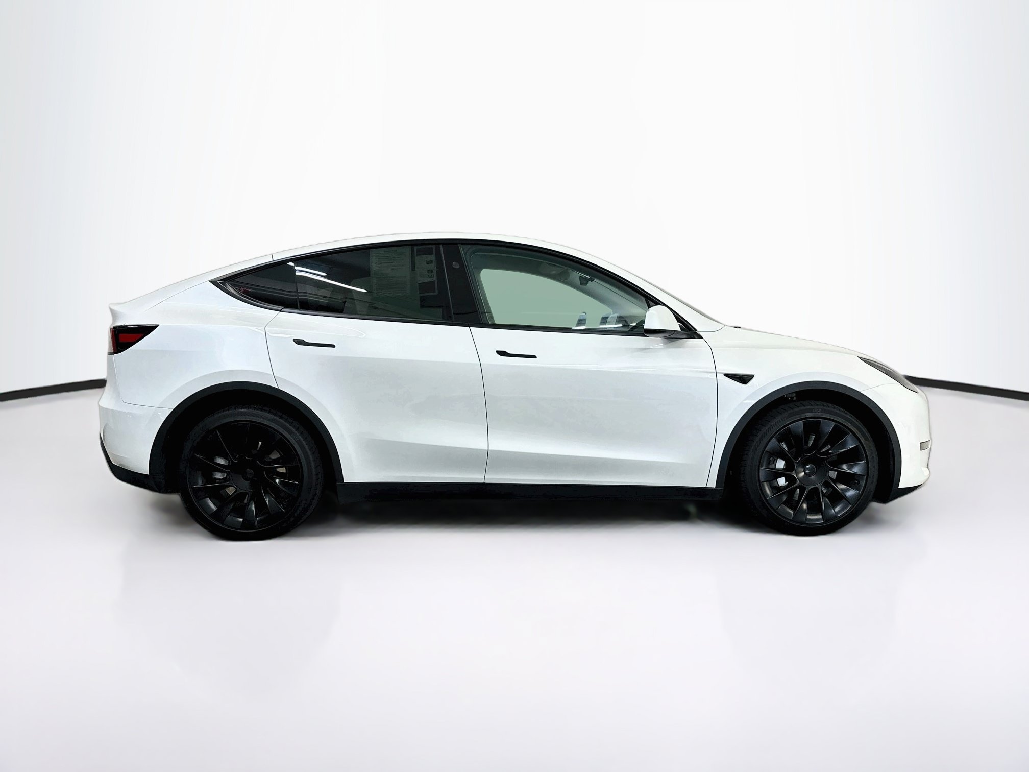 Used 2025 Tesla Model Y Long Range AWD/4WD image 10