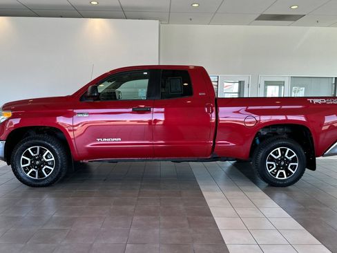 Used 2016 Toyota Tundra SR5 w/ TRD Off Road Package AWD/4WD image 7