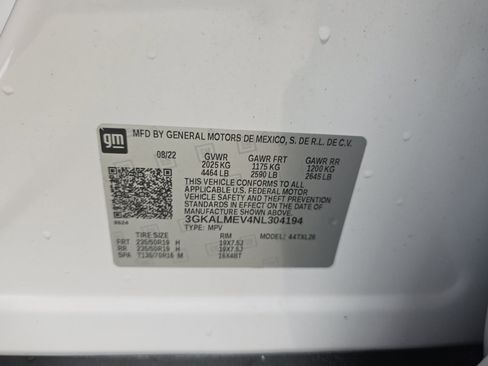 Used 2022 GMC Terrain SLE w/ Driver Convenience Package FWD image 15
