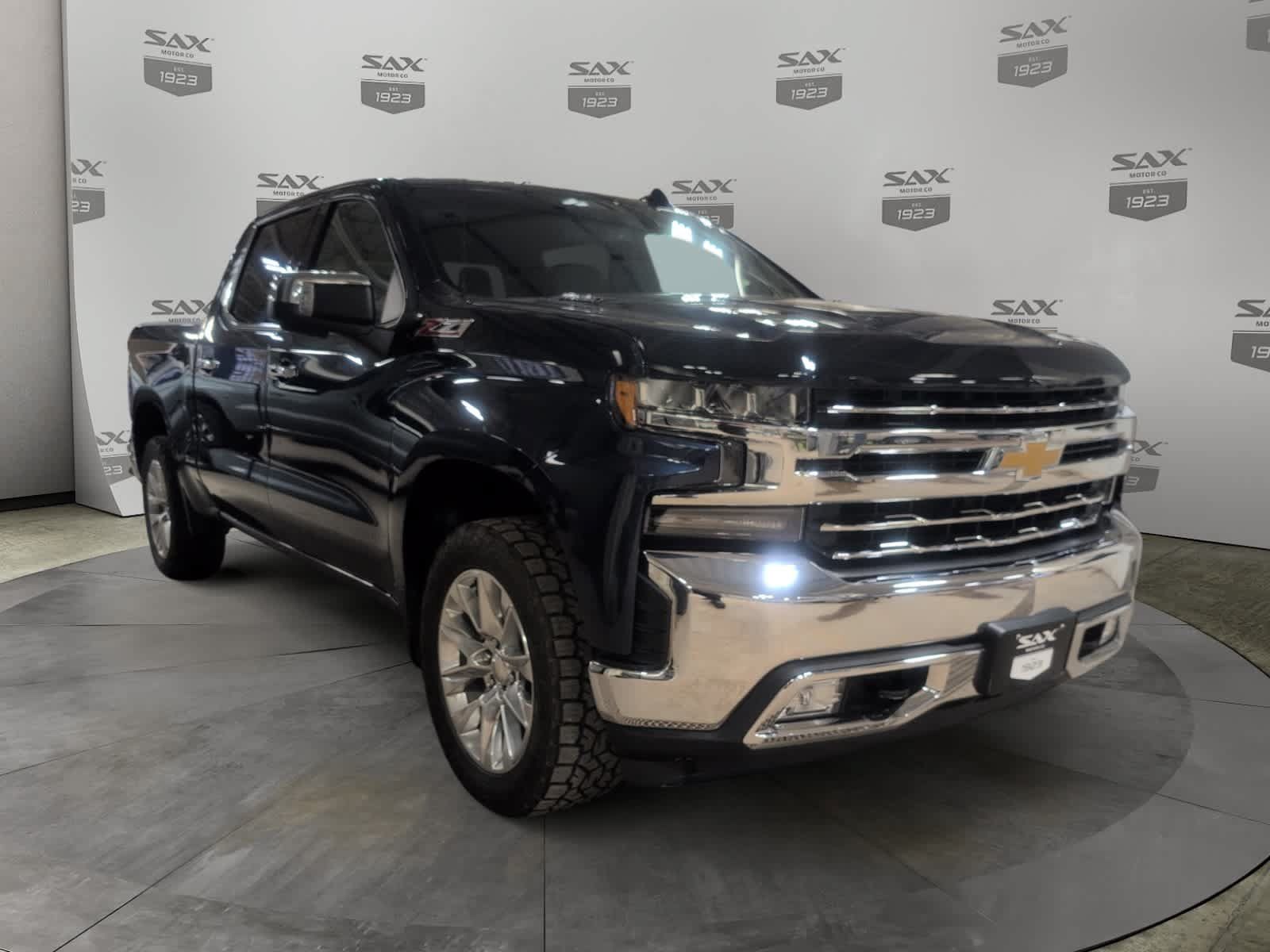 Used 2020 Chevrolet Silverado 1500 LTZ AWD/4WD image 1