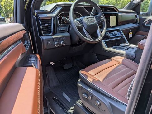 New 2026 GMC Sierra 2500 Denali Ultimate AWD/4WD image 12