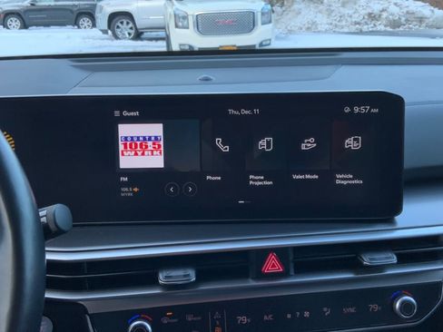 Used 2024 Kia Sorento X-Line EX image 13