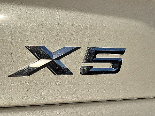 Used 2026 BMW X5 xDrive40i AWD/4WD image 9