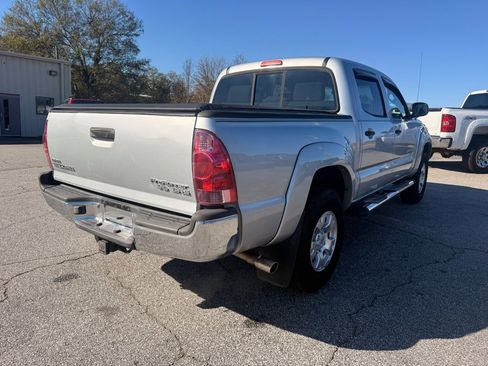 Used 2007 Toyota Tacoma PreRunner image 7