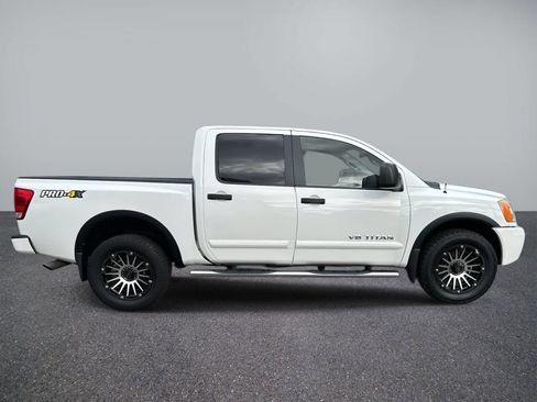 Used 2015 Nissan Titan PRO-4X image 6