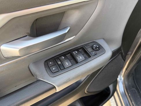 Used 2020 RAM 1500 Big Horn image 18
