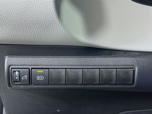 Used 2026 Toyota Corolla LE FWD image 17