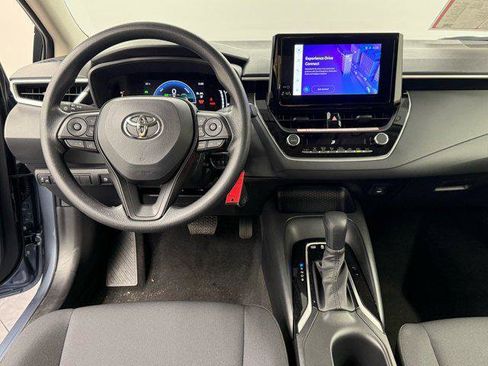 Certified 2026 Toyota Corolla LE image 31