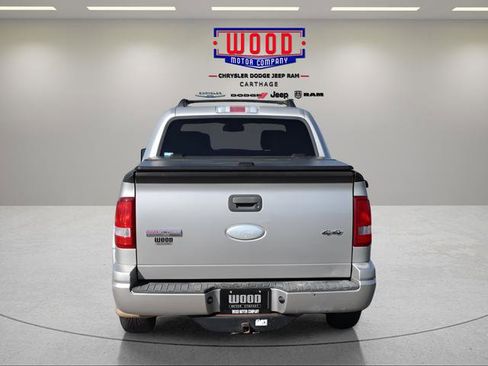 Used 2007 Ford Explorer Sport Trac Limited image 4