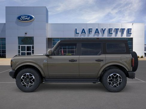 New 2026 Ford Bronco Outer Banks image 3