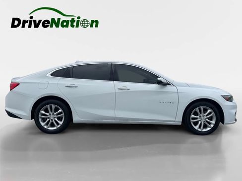 Used 2018 Chevrolet Malibu LT FWD image 4