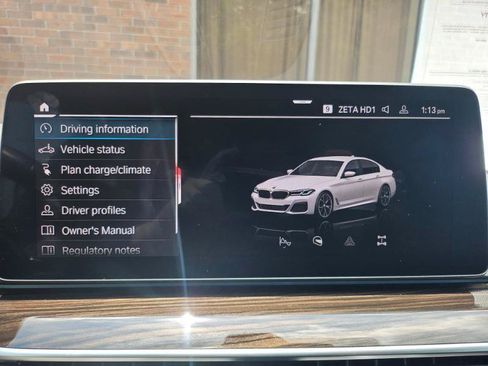 Used 2022 BMW 530e xDrive w/ Premium Package AWD/4WD image 53