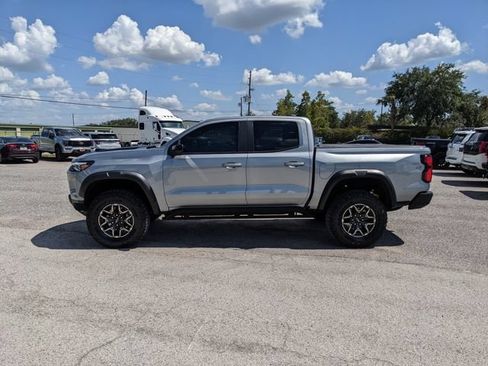 Used 2024 Chevrolet Colorado ZR2 w/ ZR2 Convenience Package III AWD/4WD image 7