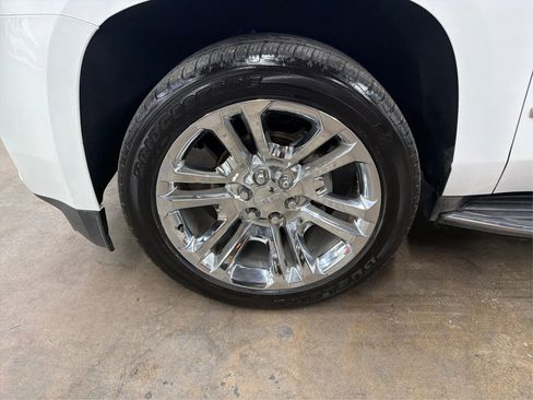 Used 2018 GMC Yukon SLT w/ Premium Edition RWD image 47
